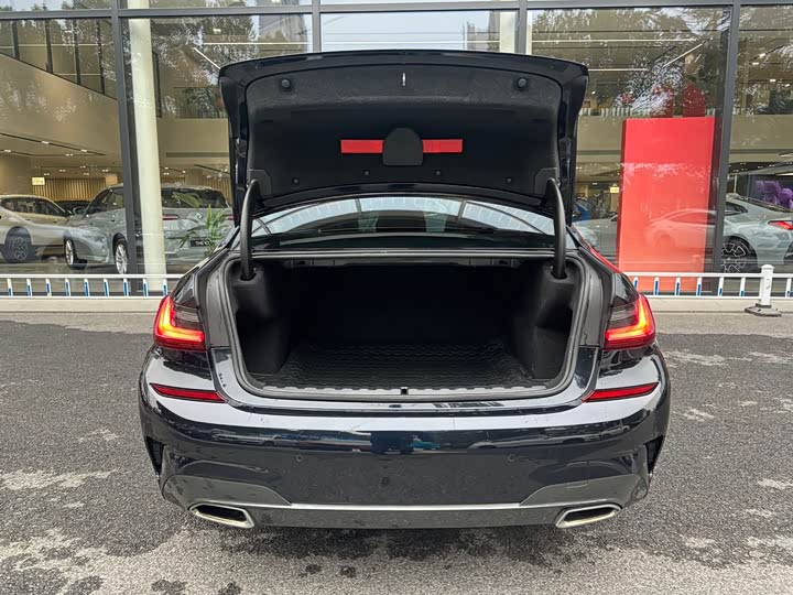 Фото 6 - BMW 3 Series