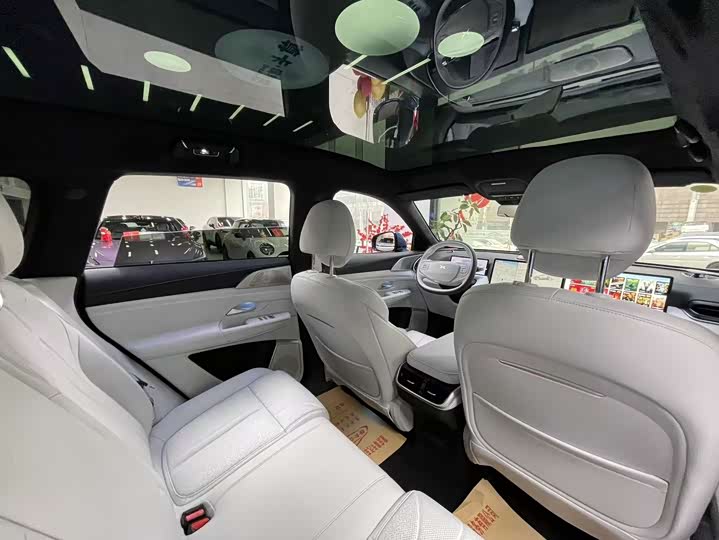 Фото 5 - XPeng G9