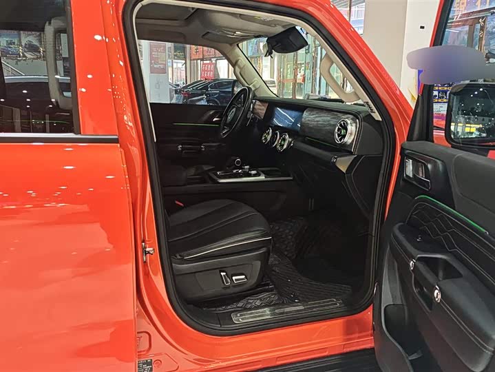 Фото 8 - Tank 300