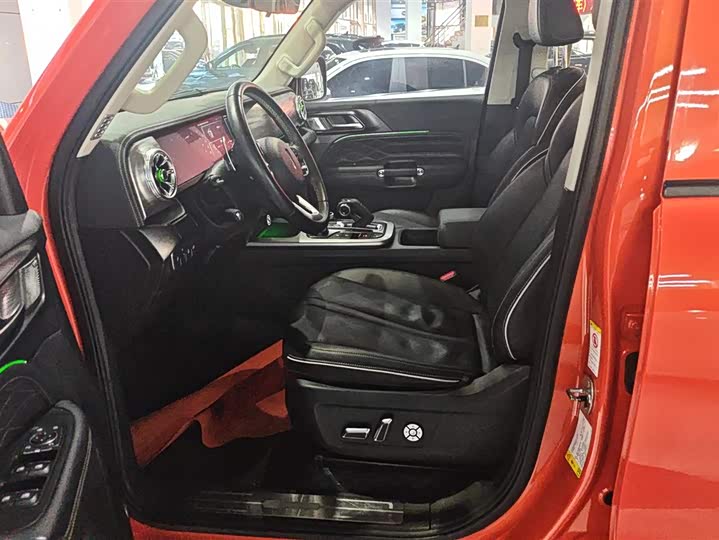 Фото 9 - Tank 300