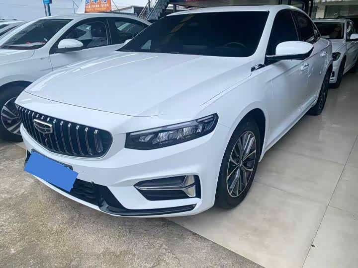 Фото 2 - Geely Preface