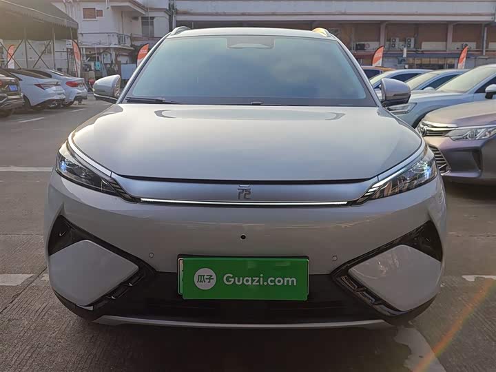 Фото 3 - BYD Yuan Plus