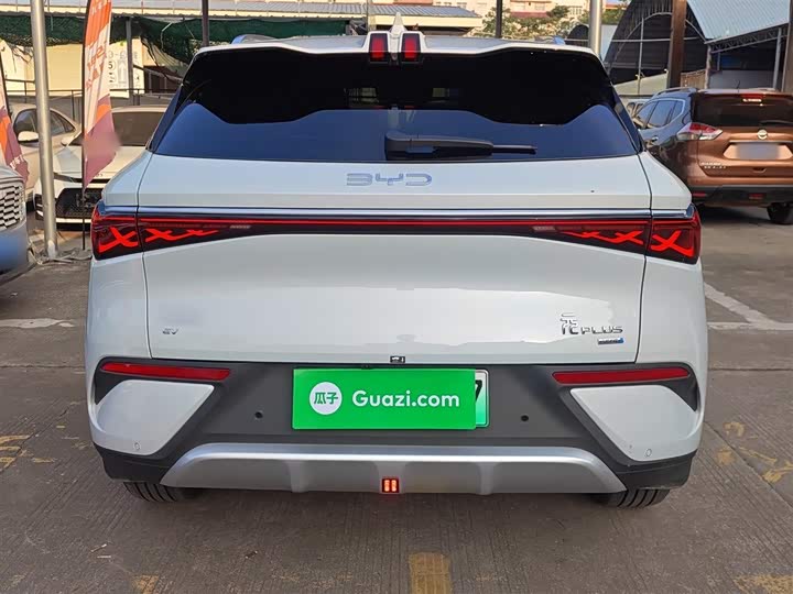 Фото 6 - BYD Yuan Plus