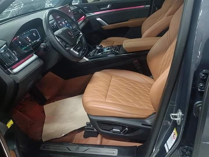 Фото 9 - BYD Tang Hybrid/EV