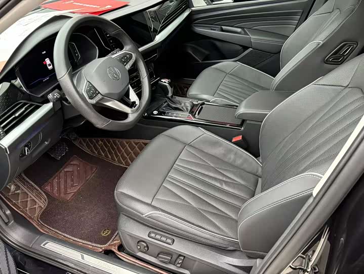 Фото 4 - Volkswagen Passat