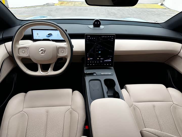 Фото 6 - Nio ET5T