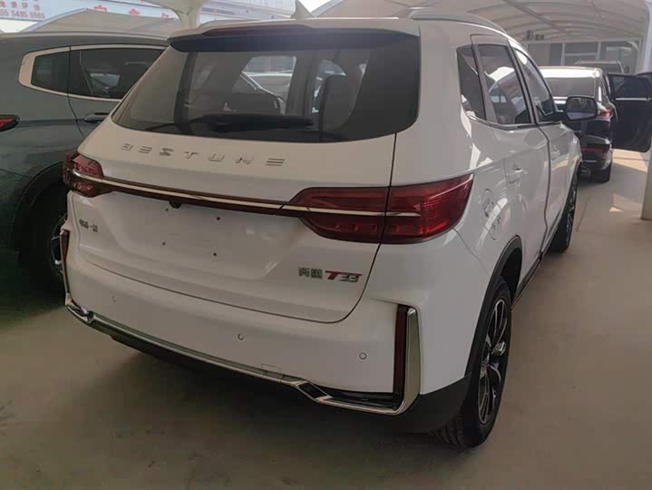 Фото 3 - Bestune T33