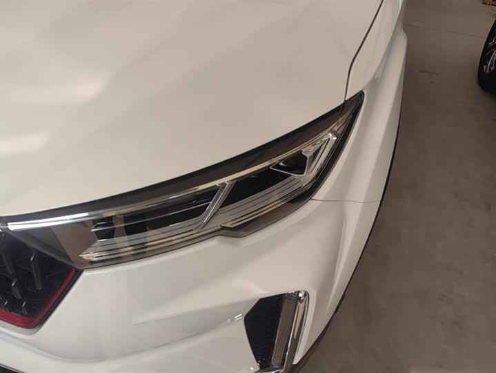 Фото 5 - Bestune T33