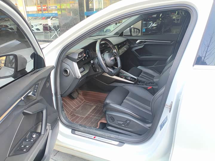 Фото 8 - Audi A3