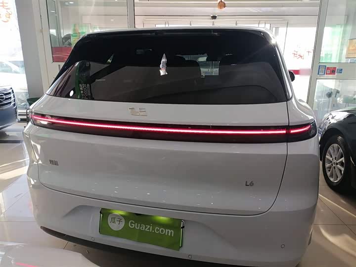 Фото 6 - LiXiang L6