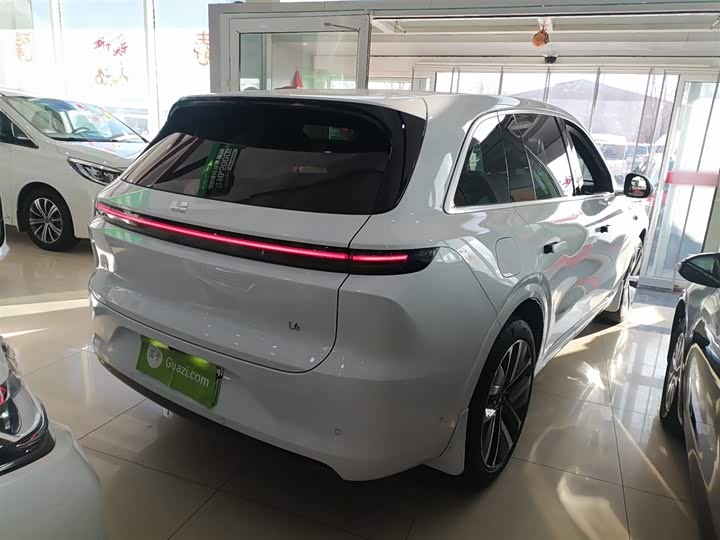 Фото 7 - LiXiang L6