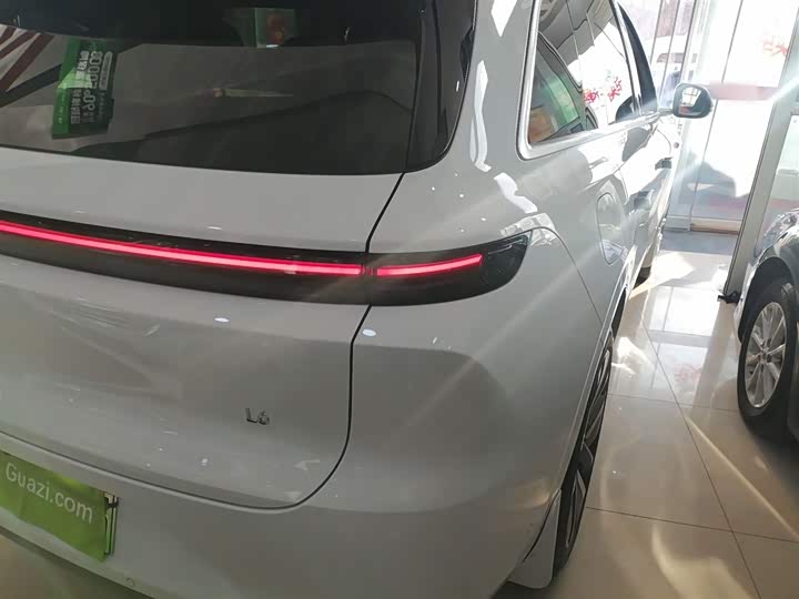 Фото 8 - LiXiang L6