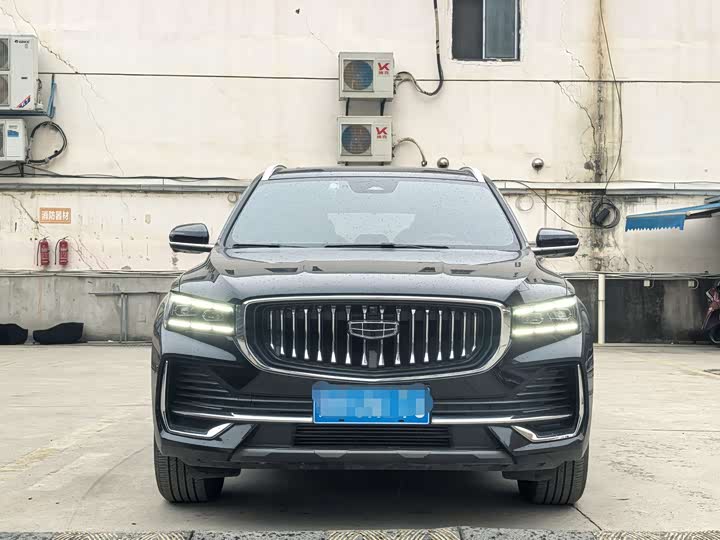 Фото 2 - Geely Monjaro