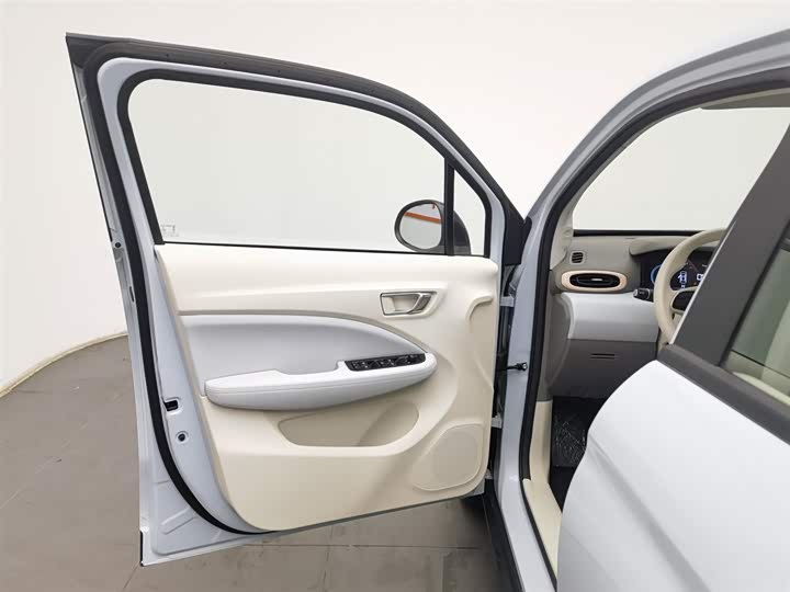 Фото 8 - Leapmotor T03