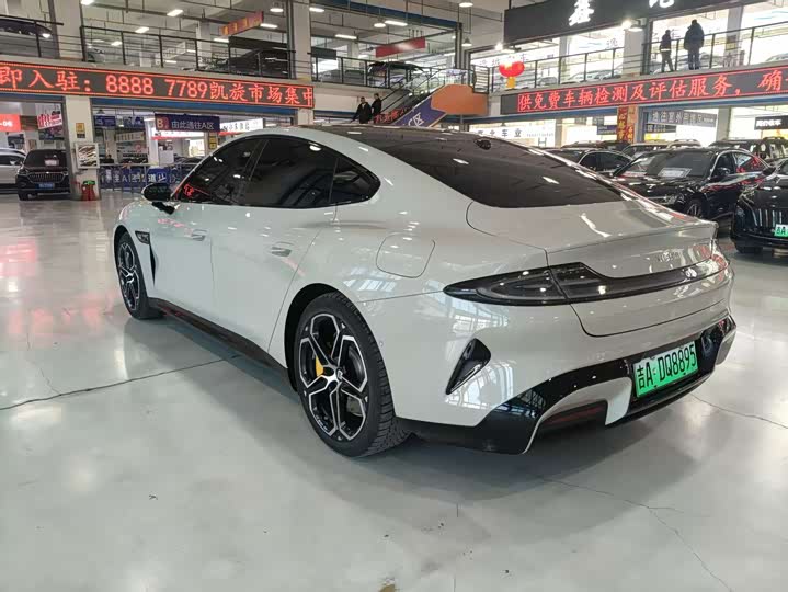 Фото 8 - Xiaomi SU7