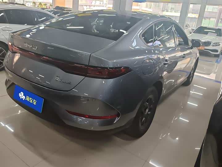 Фото 3 - BYD Qin Plus