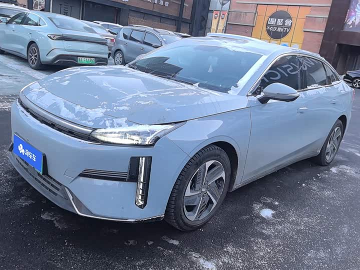 Фото 1 - Geely Galaxy L6