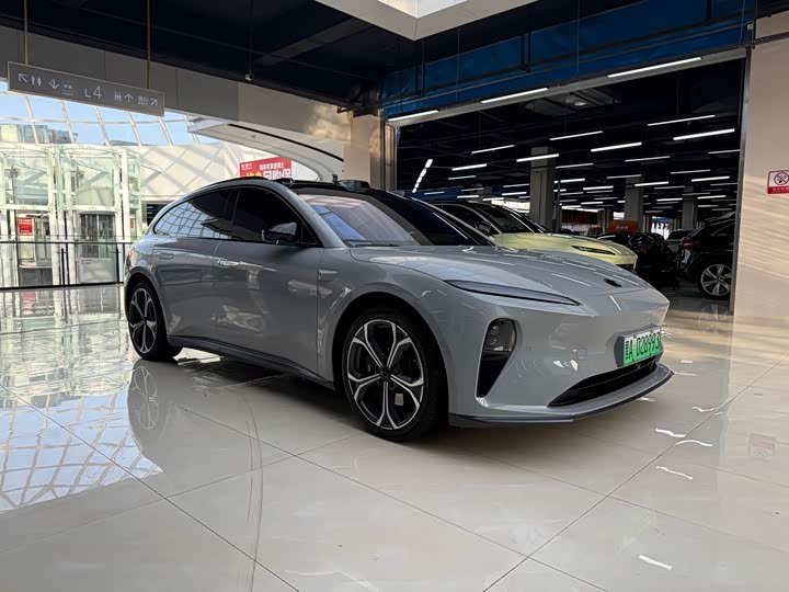 Фото 3 - Nio ET5T