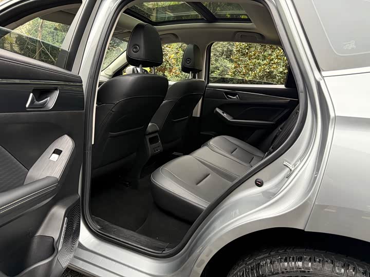 Фото 6 - Haval Jolion