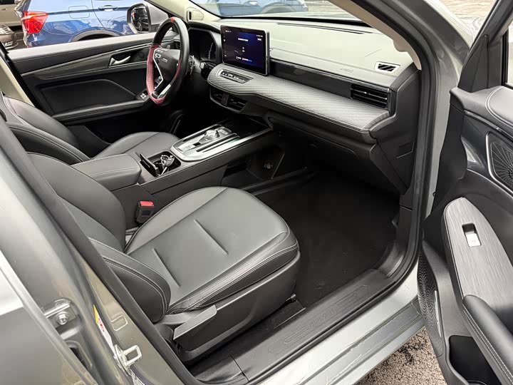 Фото 9 - Haval Jolion