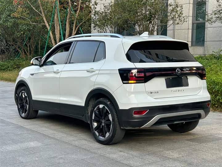 Фото 5 - Volkswagen Tacqua