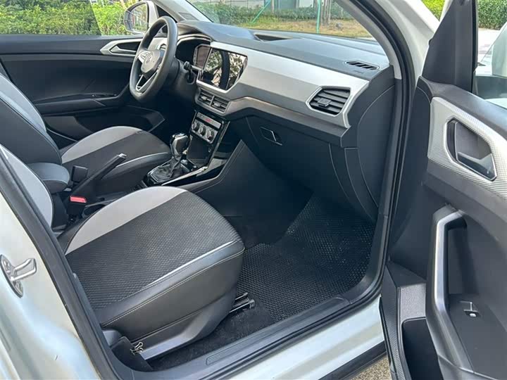 Фото 8 - Volkswagen Tacqua