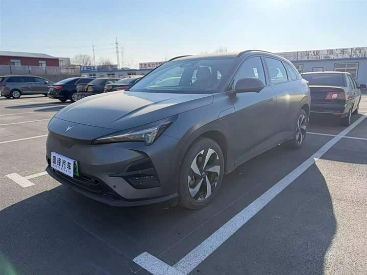 Фото 1 - BAIC Arcfox Alpha T5