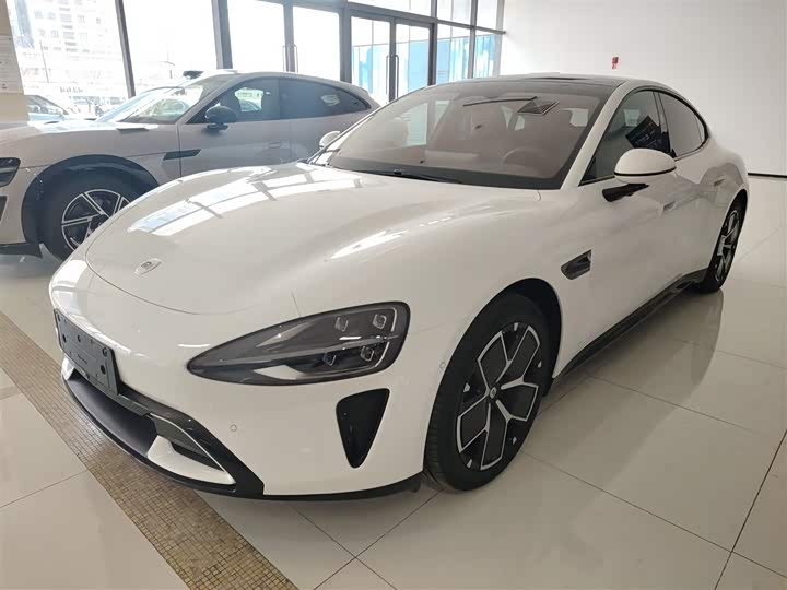 Фото 1 - Xiaomi SU7