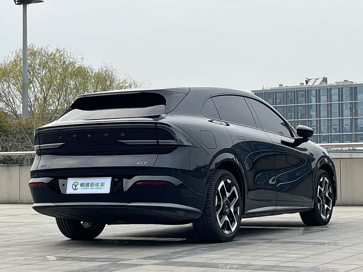 Фото 3 - XPeng G7