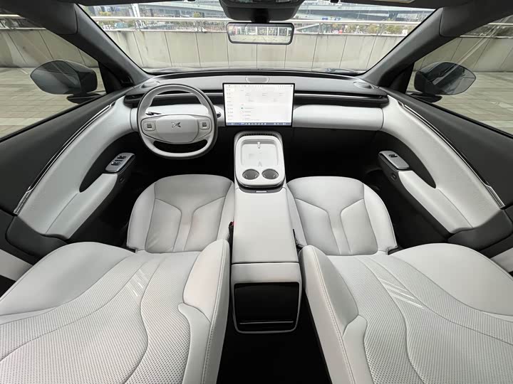 Фото 6 - XPeng G7