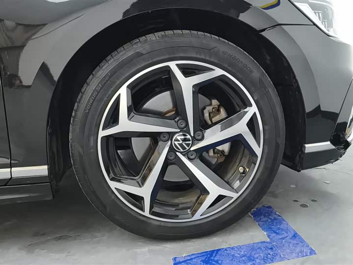 Фото 6 - Volkswagen Magotan