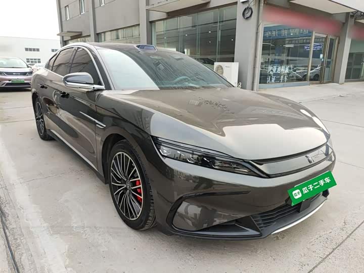 Фото 4 - BYD Han