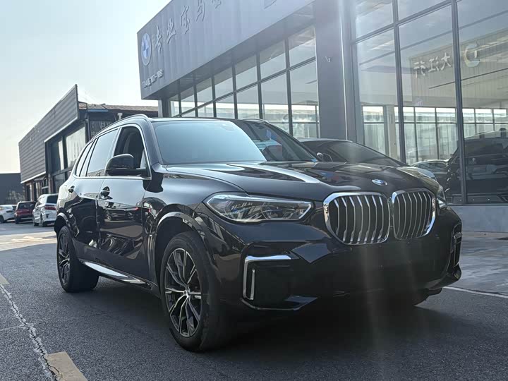 Фото 1 - BMW X5