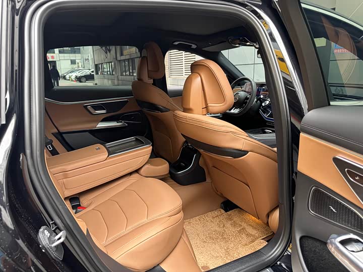 Фото 7 - Mercedes-Benz E-Class Hybrid