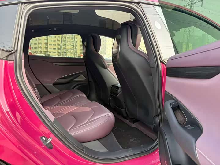 Фото 5 - Xiaomi SU7