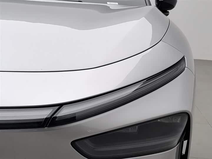 Фото 7 - XPeng F57