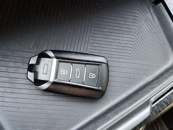 Фото 9 - Dongfeng Aeolus Yixuan Max