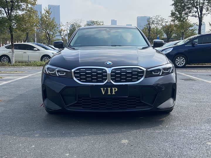 Фото 2 - BMW 3 Series