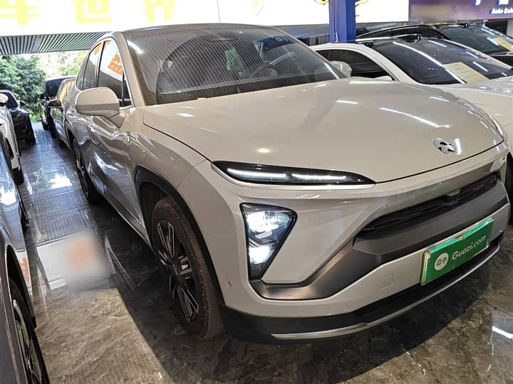 Фото 4 - Nio EC6