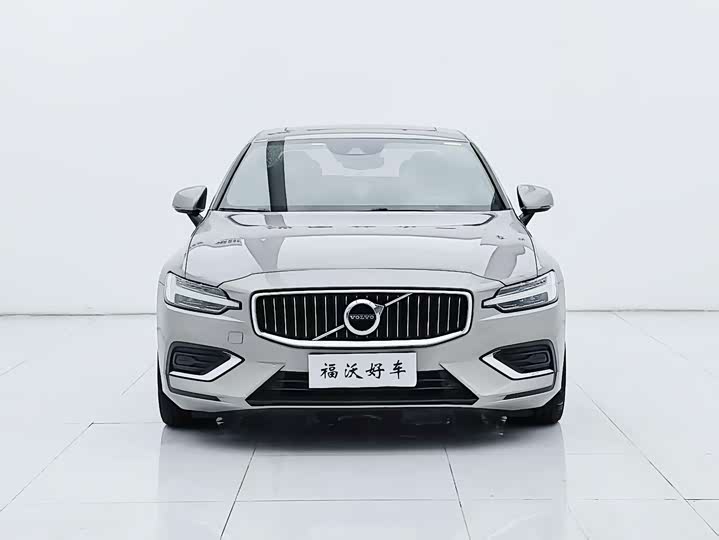 Фото 2 - Volvo S60