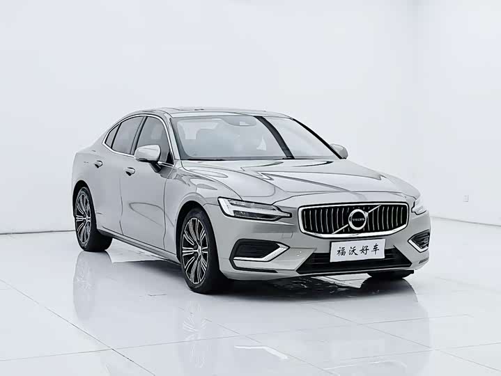 Фото 3 - Volvo S60