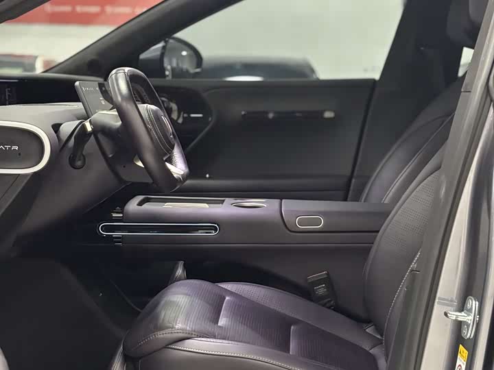 Фото 4 - Avatr 07