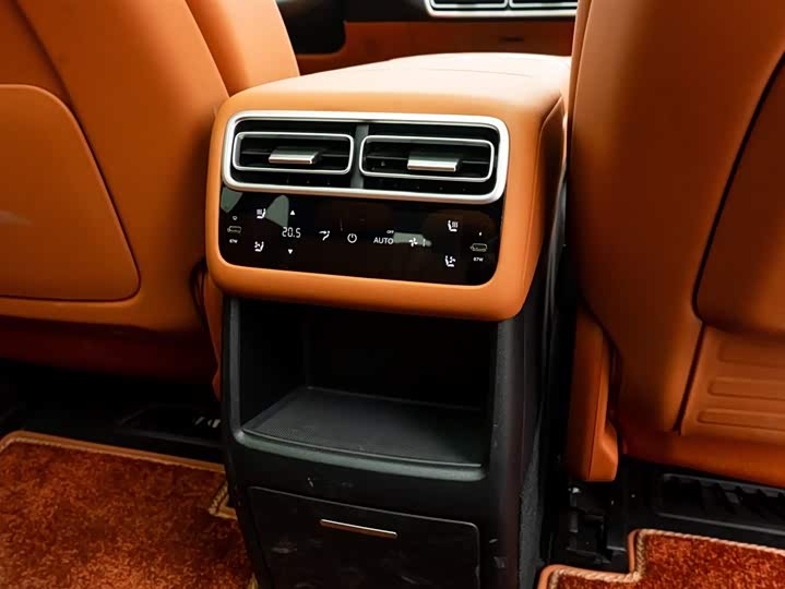 Фото 8 - LiXiang L7