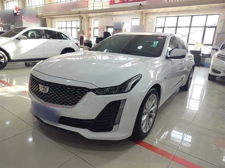 Фото 2 - Cadillac CT5