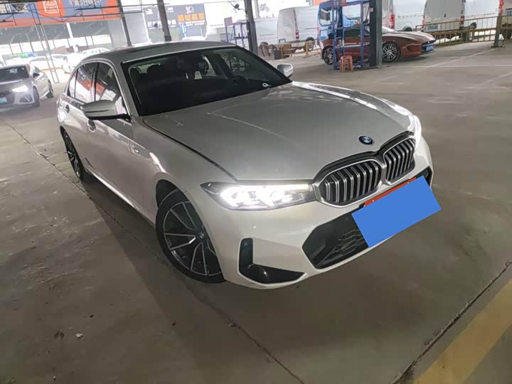 Фото 2 - BMW 3 Series