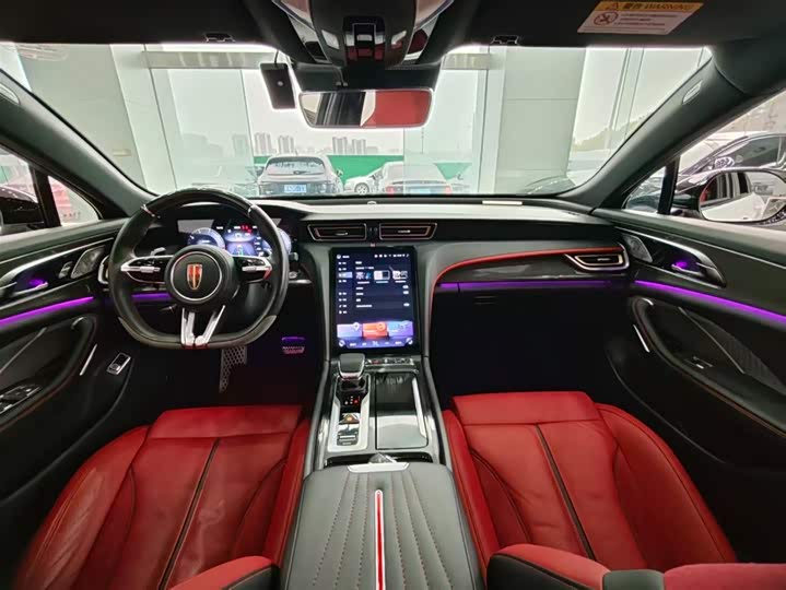 Фото 5 - Hongqi H6