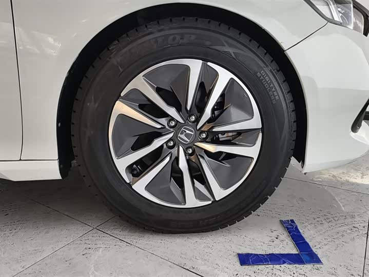 Фото 6 - Honda Accord