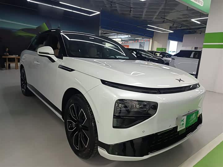 Фото 4 - XPeng G9