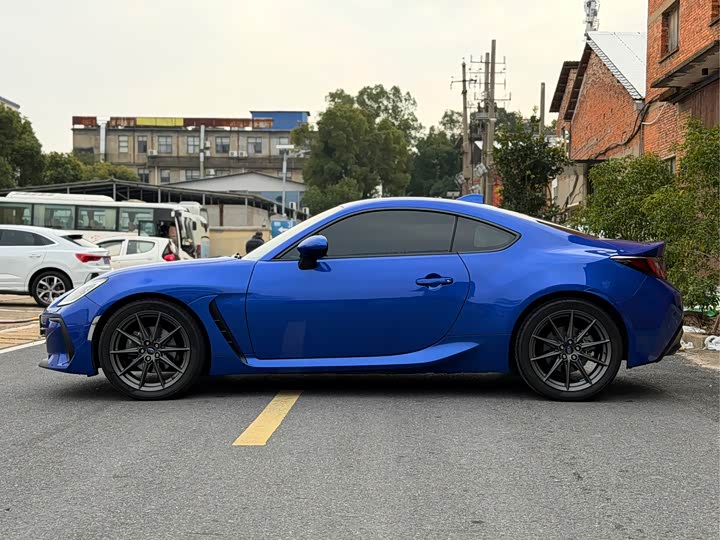 Фото 7 - Subaru BRZ