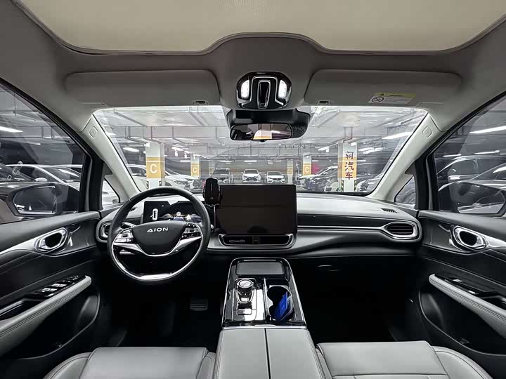 Фото 4 - GAC Aion V